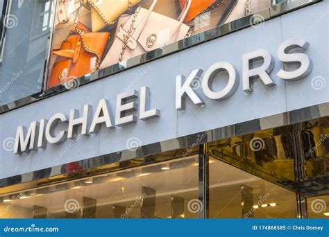 Tiendas con MICHAEL KORS COLLECTION en Ciudad de 